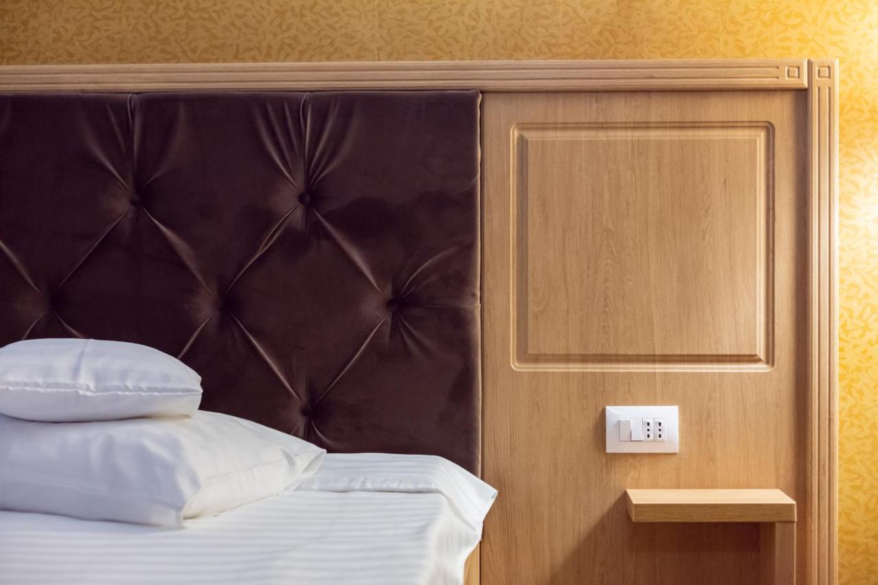 Hotel Am Ring Sybin Zewnętrze zdjęcie
